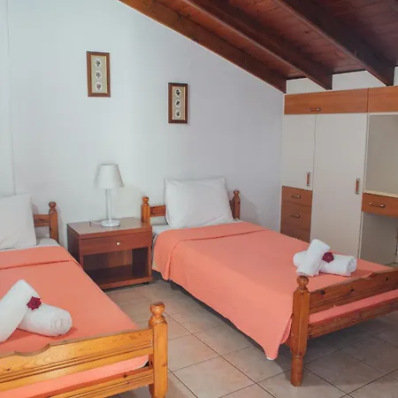 Tsirigotis Hous Апартаменты Ахарави